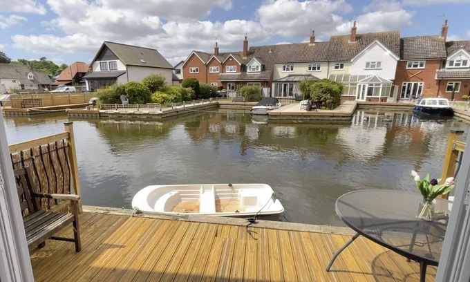 Hoveton Cabaña | Self Catering 3 dormitorios Sunset Haven en Wroxham, Norfolk, Norfolk Broads, Inglaterra