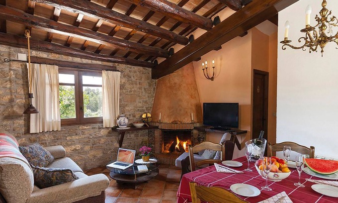 Pujalt Cabaña | Casa rural familiar. La Botiga del Gra (5px), Cal Carulla