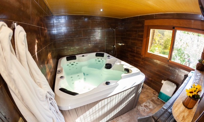 Laroya Cabaña | Casa rural con JACUZZI privado y terraza. Picachico para 2 personas