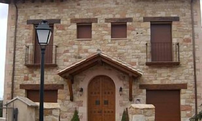 Pradena Cabaña | Casa rural (alquiler íntegro) Las Praderas para 10 personas