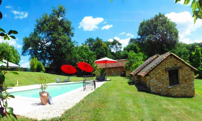 Simeyrols Cabaña | Self-catering cottage - private terrace - shared pool