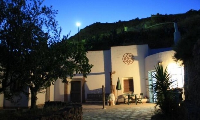Gorafe Cabaña | Casa rural (alquiler íntegro) Cuevas del sol para 4 personas