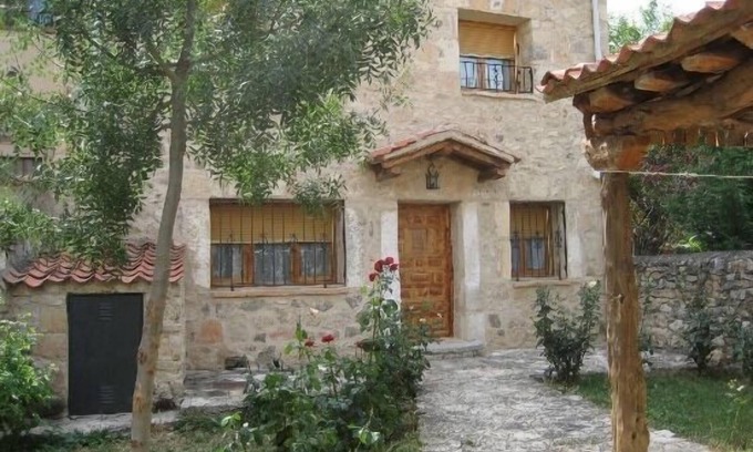 Huerta Cabaña | Casa rural (alquiler íntegro) El Fresno para 10 personas