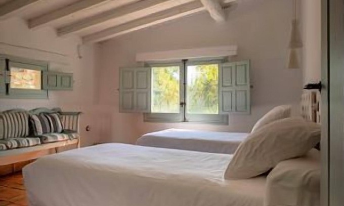 Candeleda Cabaña | Abejas 1 y Abejas 2.Casas rurales (alquiler íntegro) Cada casa para 4 personas