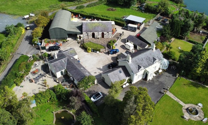 Lisburn Cabaña | Self-Catering Holiday Cottages close to Belfast and Airports