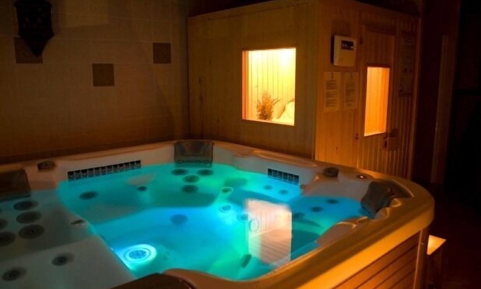 Braojos Cabaña | Casa rural con SPA (Jacuzzi y Sauna) ideal para grupos y rutas de senderismo/BTT