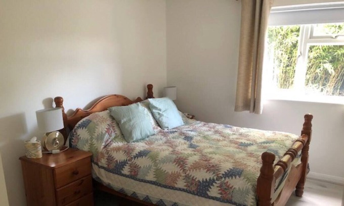 West Parley Apartamento | Self catering private annex near Ferndown BH22