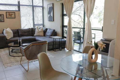 Greater Johannesburg Metropolitan Area Apartamento | Self Checkin -Cozy & Stylish 2-Bedroom Apartment in Jackal Creek