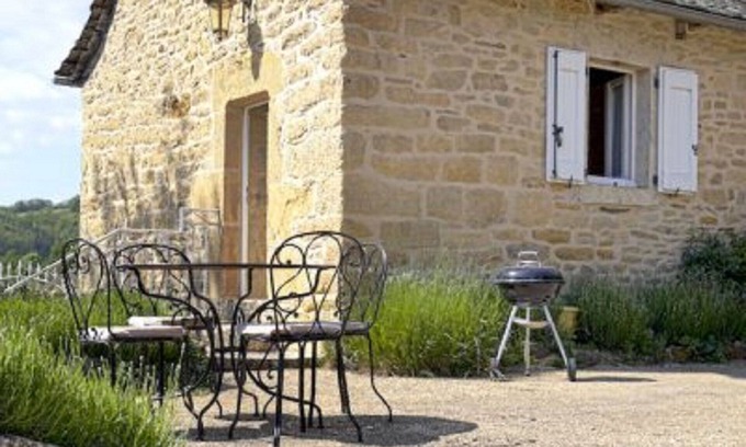 Castelnau-de-Mandailles Casa | Casa rural independiente con piscina