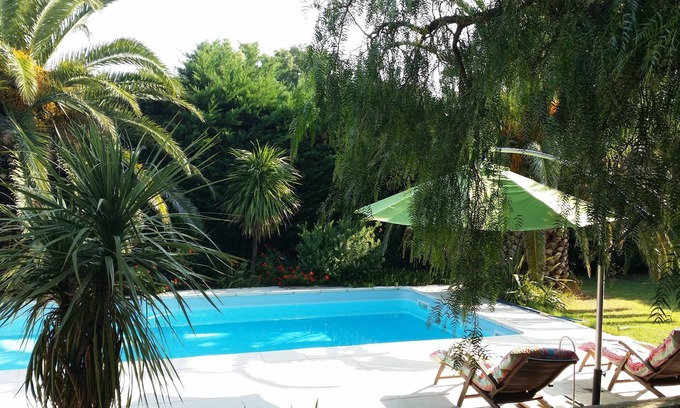 Canohes Villa | Encantadora casa de campo con piscina privada, apacible entre el mar y las montañas