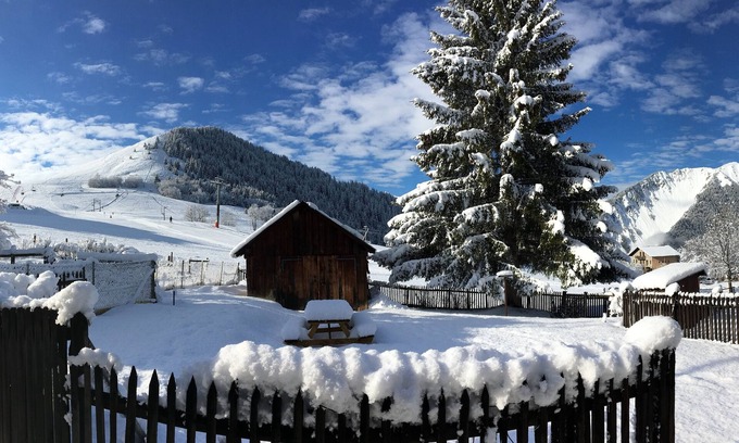 Albiez-le-Vieux Apartamento | Self-contained apartment in an authentic mountain village
