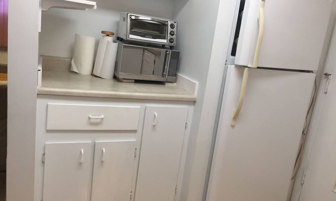 Fort St. John Apartamento | self contained,laundry free internet Fully furnished Heat &Hot water included,