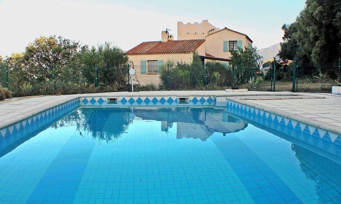 Banyuls-dels-Aspres Casa | CASA ADOSADA con piscina, SPA, vistas al mar y a la montaña
