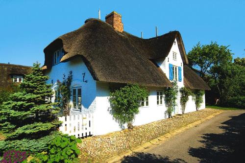 Oldsum Casa | Semi-detached houses, Oldsum auf Föhr