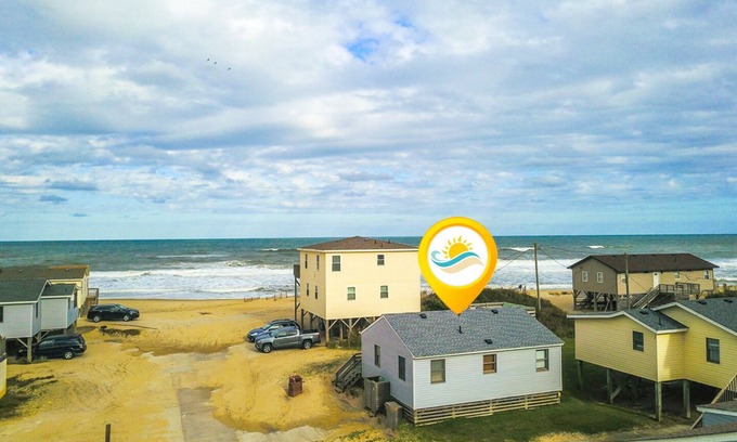 South Nags Head Casa | Semi Oceanfront, 100ft to beach, community pool