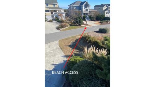 Corolla Light Casa | Semi-Oceanfront, Private Pool with Cabana! Ocean Views! Pool Table, 126, Newmania