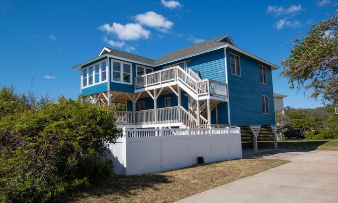 Tuckahoe Casa | Semi-Oceanfront, Private Pool, Poolside Bar, Hot Tub, Ocean Views! T1, Sailaway