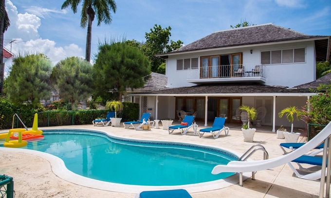 Mammee Bay Estates Villa | Sencillo Beach Access Villa @ Mammee Bay Estate