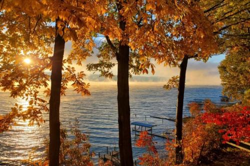 Valois Casa | Seneca Lake Log Cabin