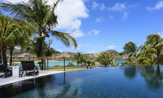 Petit Cul De Sac Beach Villa | Sensational 6 bedroom villa with fabulous view of the ocean