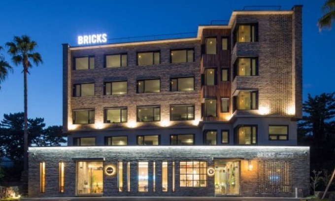 Seogwipo City Casa | Jeju Brix Hotel Pension