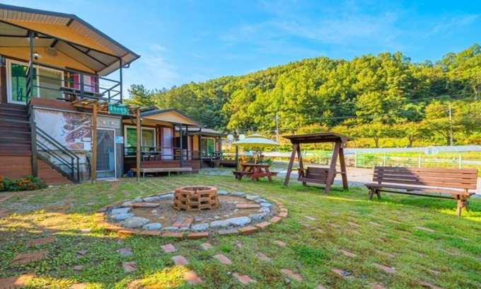 Seongju Casa | Seongju Morning In the Forest Pension