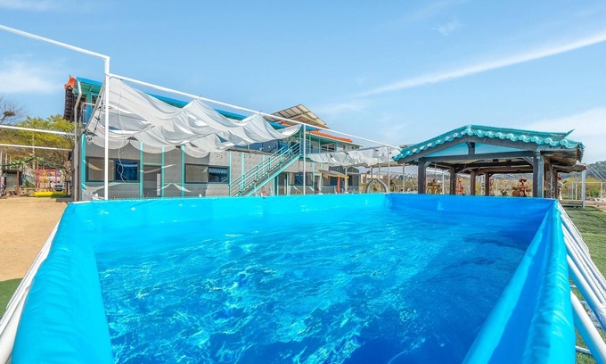 Suwon Casa | Seonjaedo Gaekkul House pet Pension