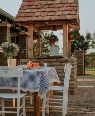 Vojvodina Casa | Seosko turističko domaćinstvo Biser