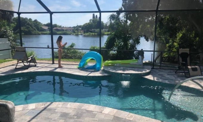 South Bradenton Casa | ESPECIALES DE VERANO Y OTOÑO Lake House con PISCINA PRIVADA AMI Beaches, IMG y Sarasota