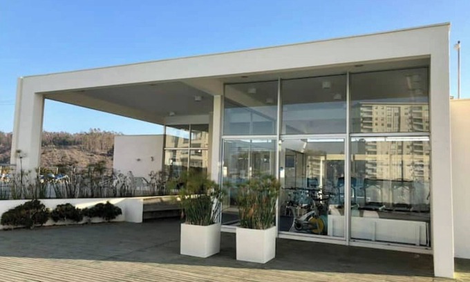 Algarrobo Apartamento | Septiembre en la Playa para 4, parrilla, jacuzzis