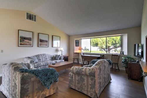 Sequim Apartamento | Sequim Condo with View, Easy Access to Private Beach