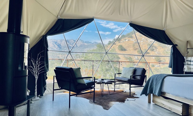 Three Rivers Cabaña | Sequoia Dome 4 miles from park entrance