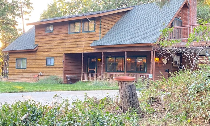 Springville Casa | Sequoia Forest Chalet