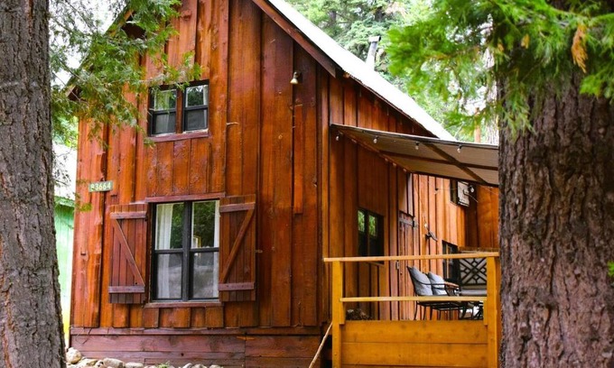Wilsonia Casa | Sequoia Glen