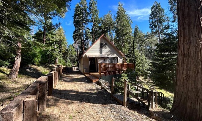 Posey Casa | Sequoia National Forest CabinD