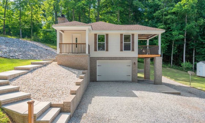 Andersonville Casa | Sequoyah Marina Craftsman| Near Marina