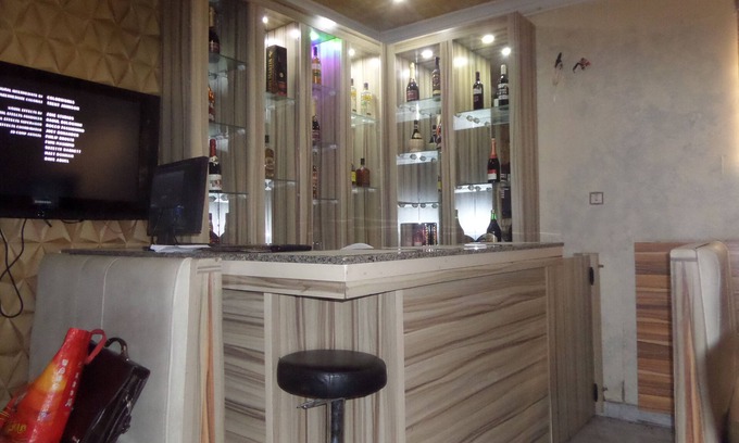 Surulere Hotel | Serena Hotel & Suites