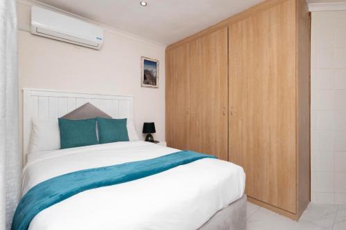 Cape Town Casa | Serena Inn Room 3