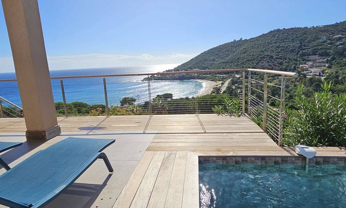 Tarcu Casa | VILLA SERENA - 4 **** -PISCINA PRIVADA - TARCO