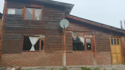 El Bolsón Casa | Serendipia Cabaña en zona semirural