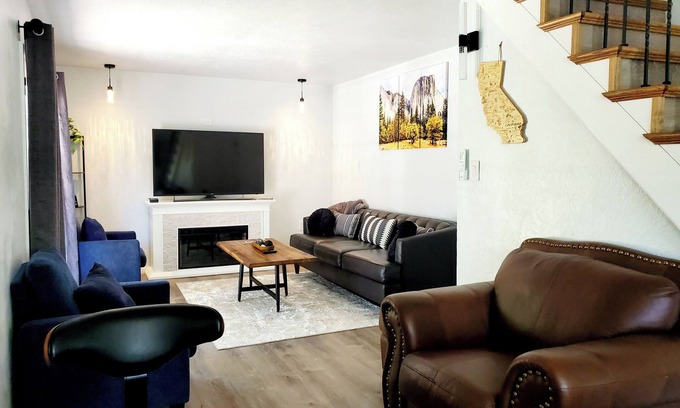 Oakhurst Casa | Serendipity Lodge @ Yosemite - BBQ/ Kitchen/ Wi-Fi/ King Bed/ Sleeps 8