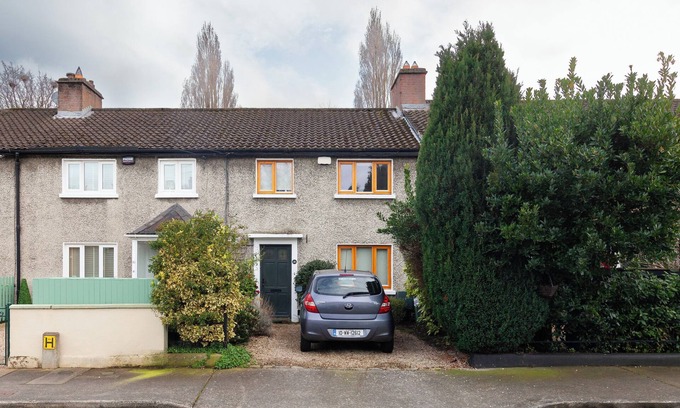 Rathfarnham Casa | Serene 2BD Home w/Garden — Newtown Little, Dublin!