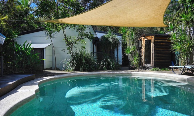 Yaroomba Apartamento | Serene 3-bedroom retreat, nestled in nature, a short walk from Yaroomba Beach