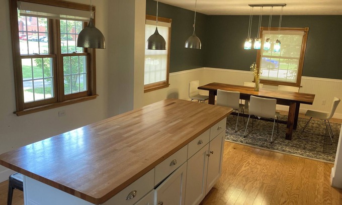 Springfield Chalet De Esquí | Serene 3-bedroom chalet in Springfield without Wifi
