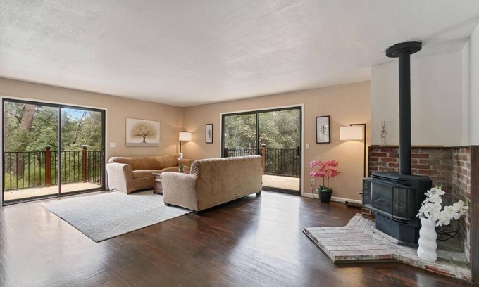 Auburn Casa | Serene 4 BR Unit in Lake Arthur