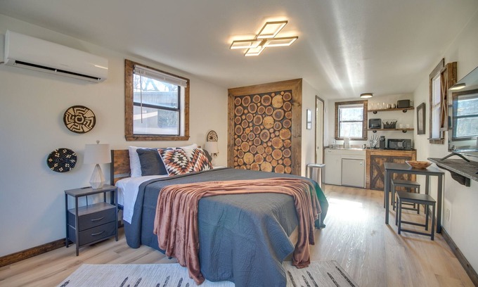 Gentry Apartamento | Serene Arkansas Retreat w/ Fire Pits, Near Lakes!