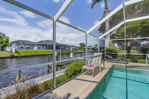 Fort Myers Casa | Serene canal, three bedrooms and a large pool! - Villa La Brisa Fresca