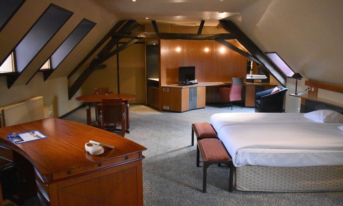 Municipality of Kerkrade Hotel | Serene Castle Retreat with Historic Ambiance | Garden Views Near GaiaZOO