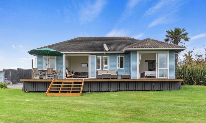 Waipu Casa | Serene Cove Escape - Waipu Holiday Home
