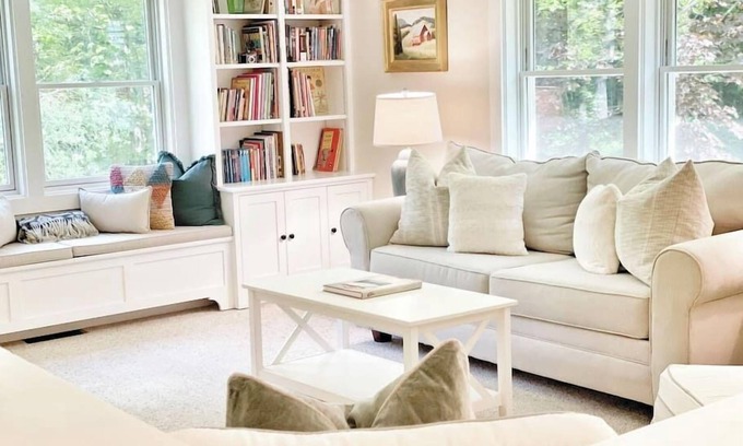 Moscow Casa | Serene & Cozy 3BR Home w/ Large Deck on River